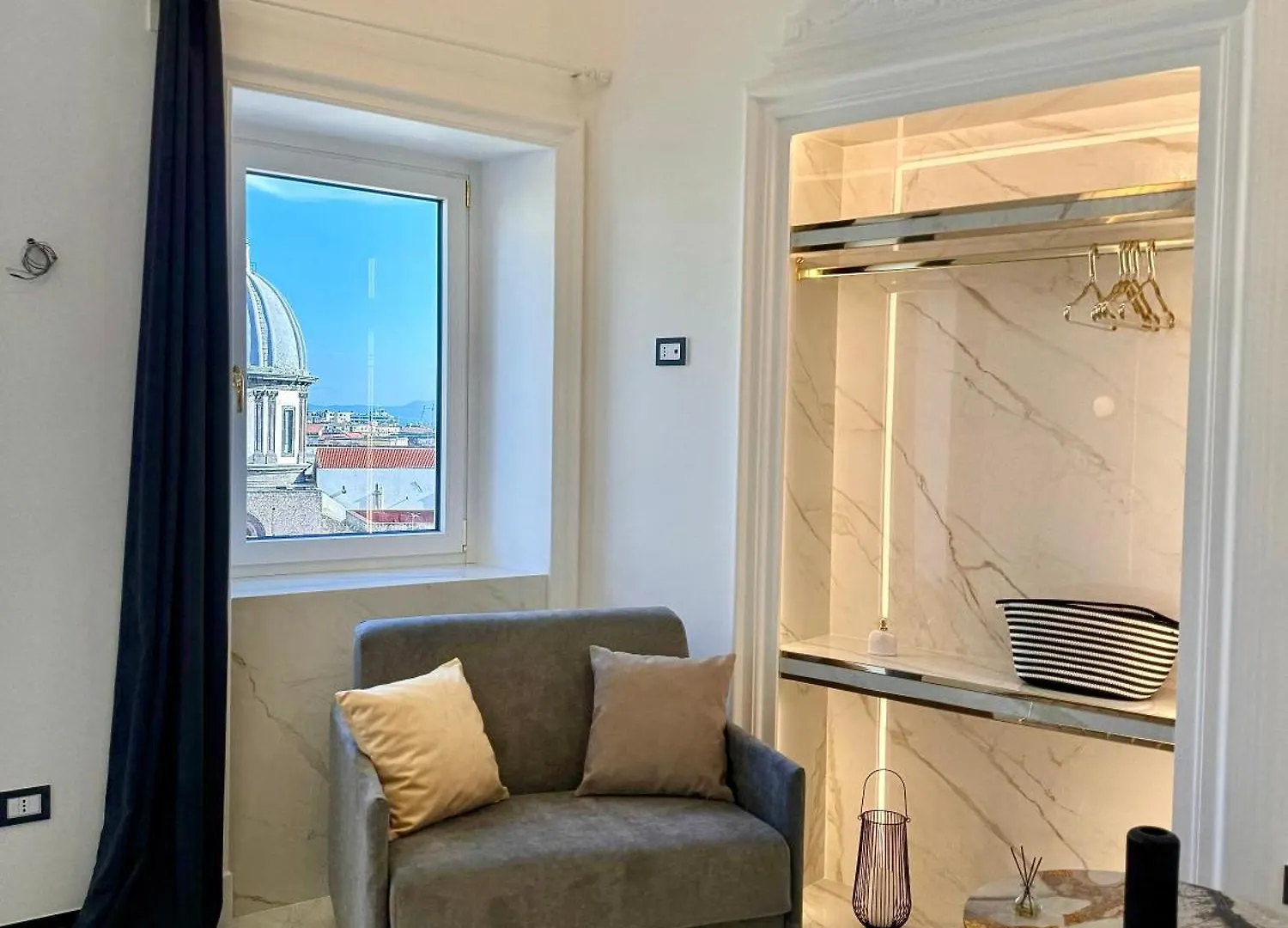 Galasso Apartments Naples 0*,  Italy